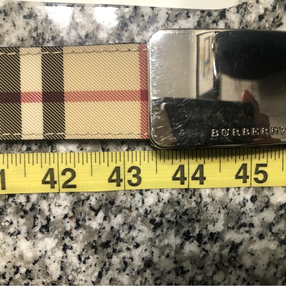 Authentic Burberry belt, with original box - Picture 5 of 5